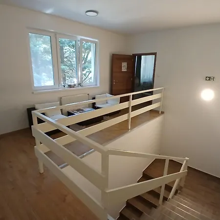 Fuzfofuerdoi Szallashely * Balatonfůzfő