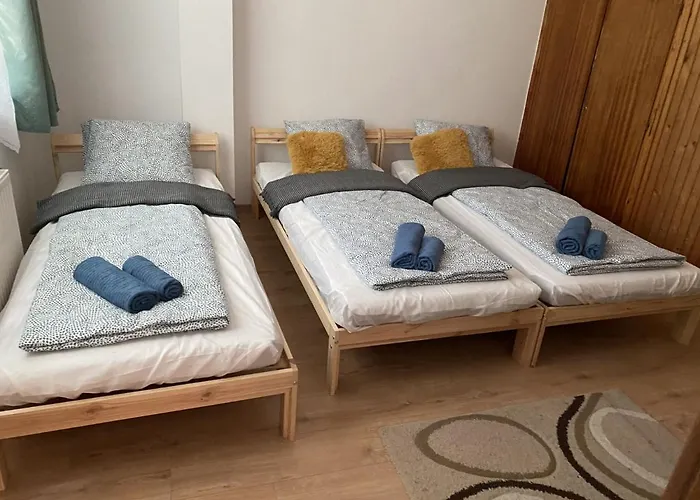 公寓 Fuzfofuerdoi Szallashely